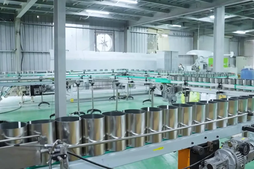 Chuẩn bị quy cách lon cho sản phẩm dinh dưỡng