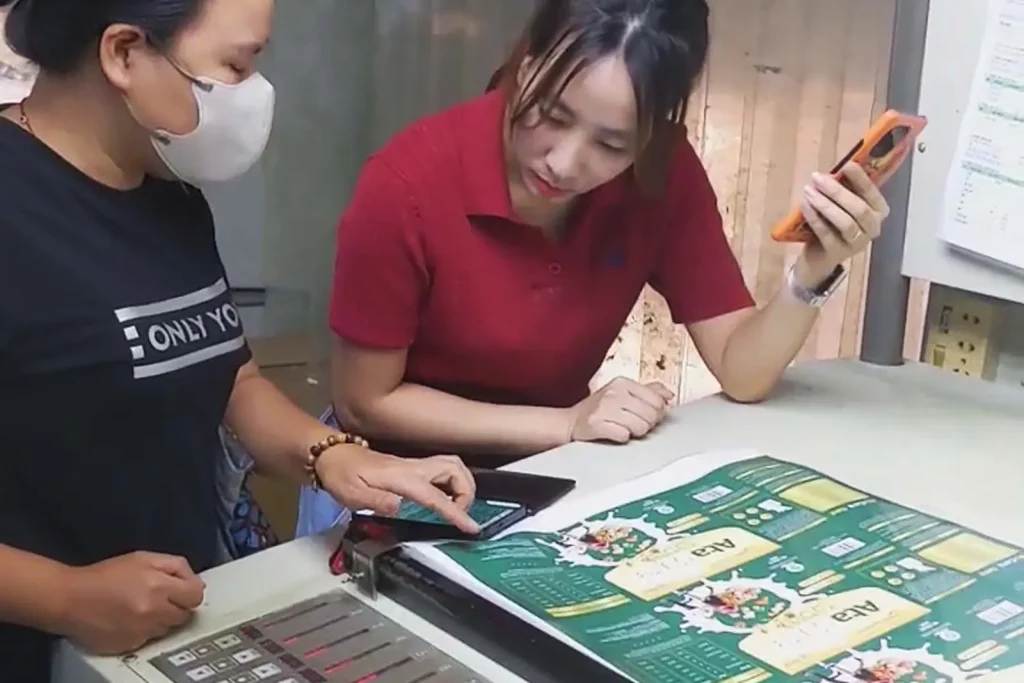 Kiểm tra mẫu nhãn và bao bì trước sản xuất